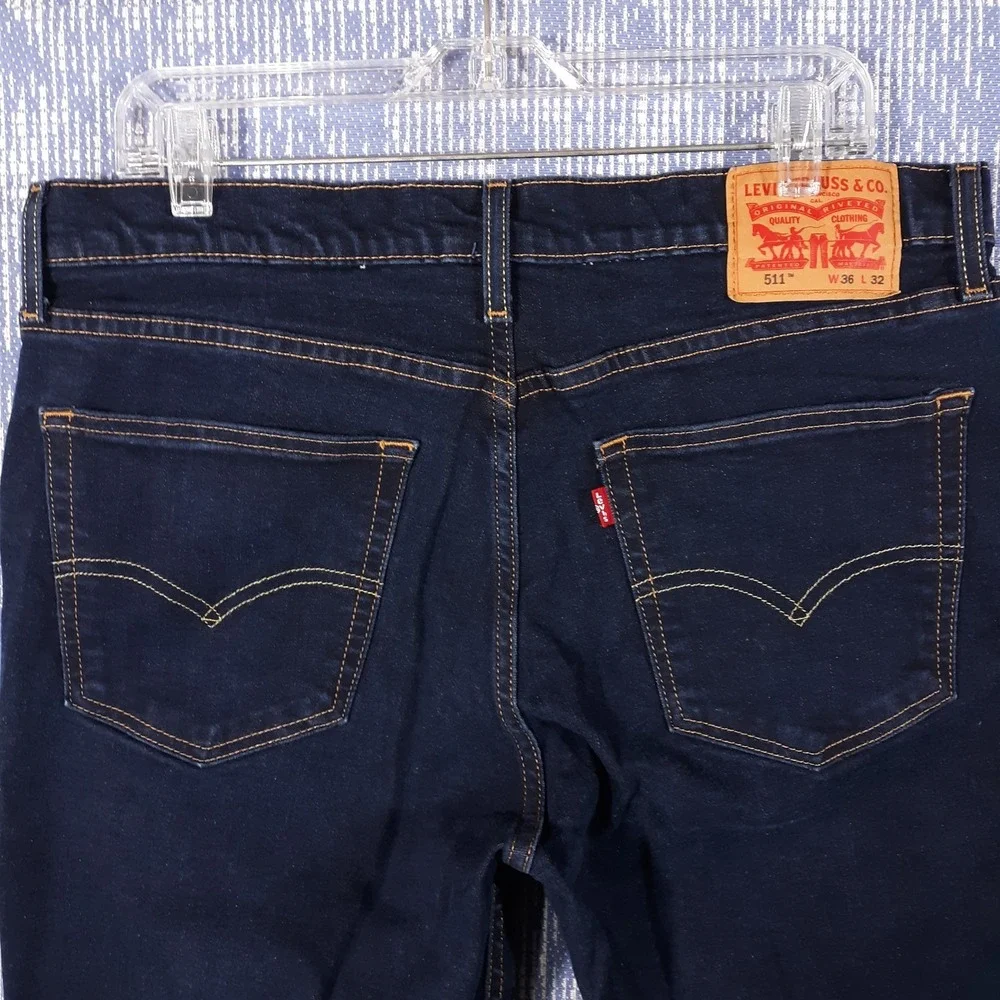 Levi's‎ 511 Jeans Mens 36 x 32 Blue Straight Leg Denim 5-Pocket Dark Wash